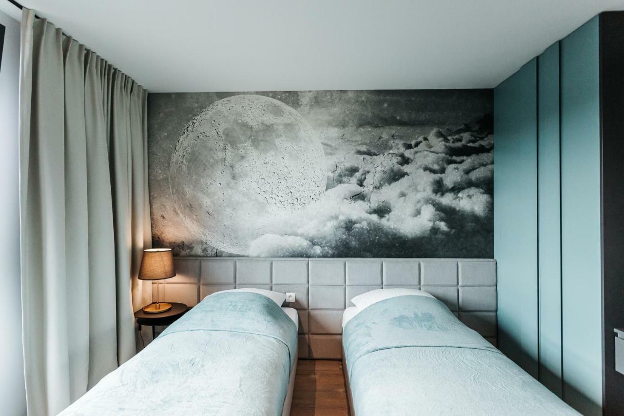 Diamond - Luxurious Apartment - A/C Krakow Luaran gambar