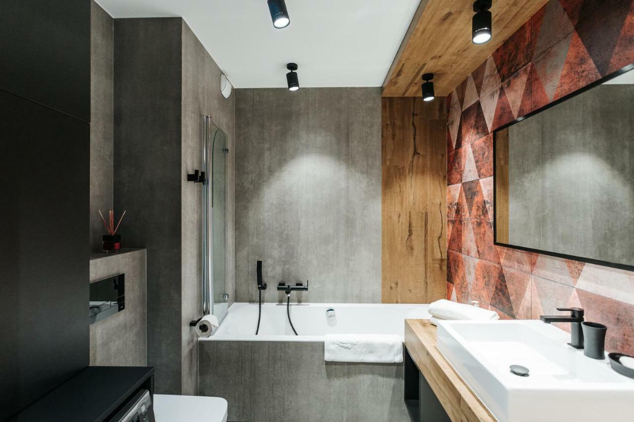 Diamond - Luxurious Apartment - A/C Krakow Luaran gambar