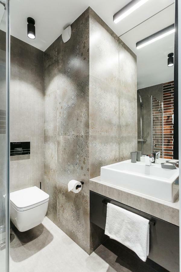 Diamond - Luxurious Apartment - A/C Krakow Luaran gambar