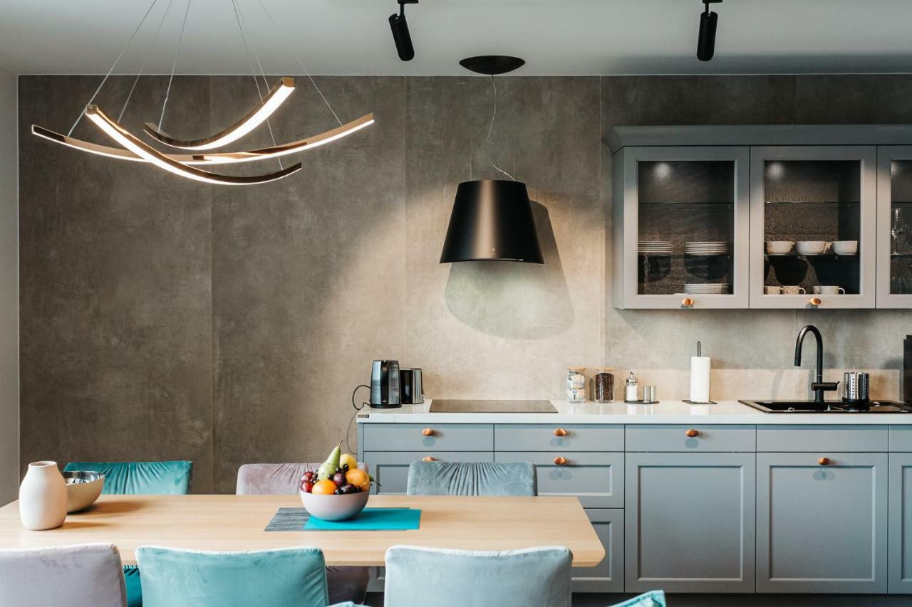 Diamond - Luxurious Apartment - A/C Krakow Luaran gambar