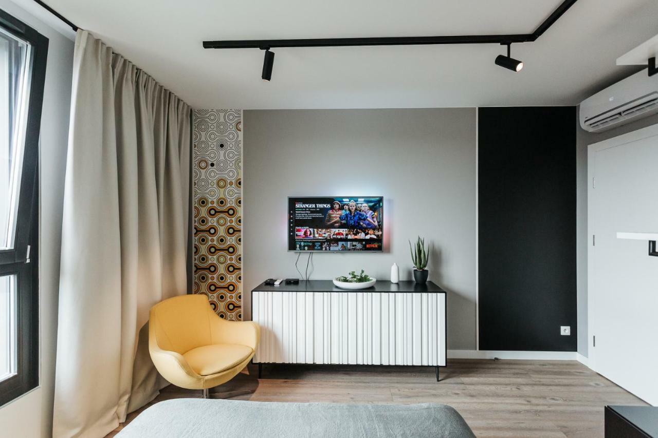 Diamond - Luxurious Apartment - A/C Krakow Luaran gambar