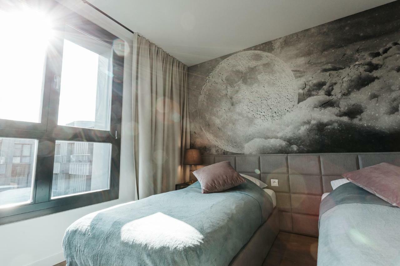 Diamond - Luxurious Apartment - A/C Krakow Luaran gambar